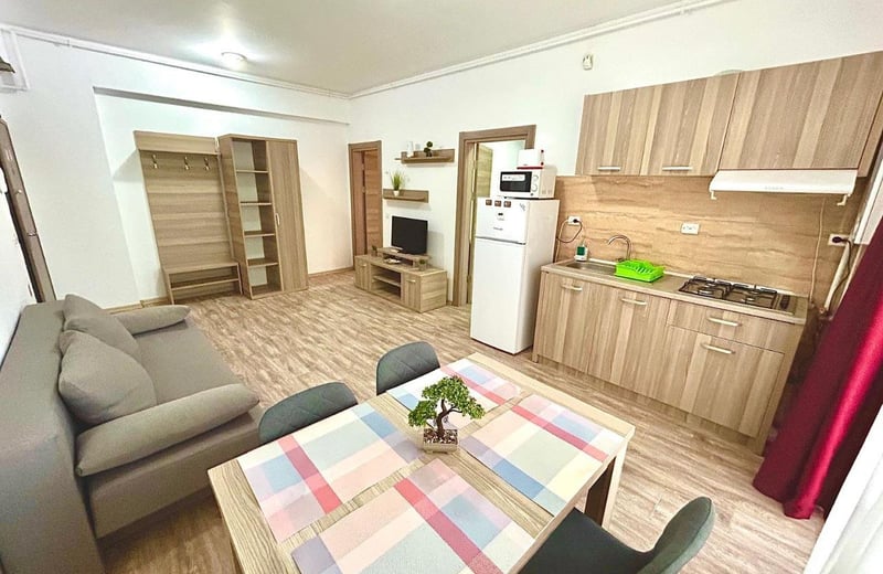 Rental of a comfortable 2-room apartment, 55 m², Mamaia district, Constanța, Romania